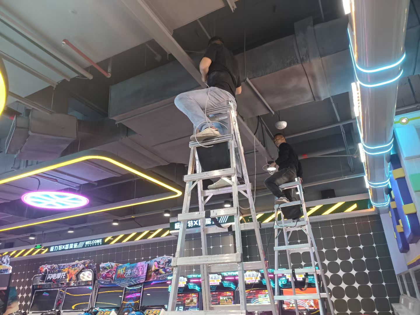 南村万达监控网络广播系统综合型工程day7